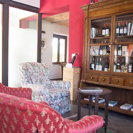 Cascina Dani Farm stay *