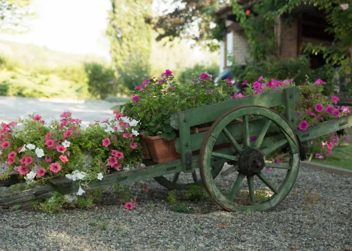 Cascina Dani فندق *