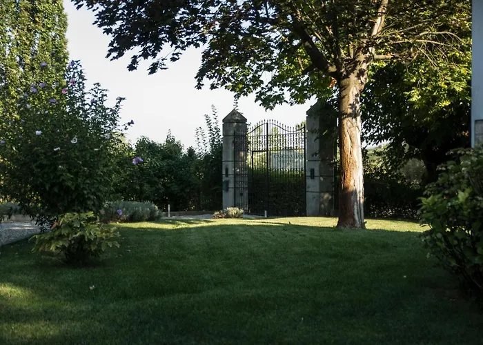 Cascina Dani فندق
