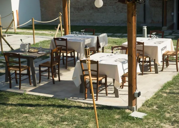 Cascina Dani فندق *